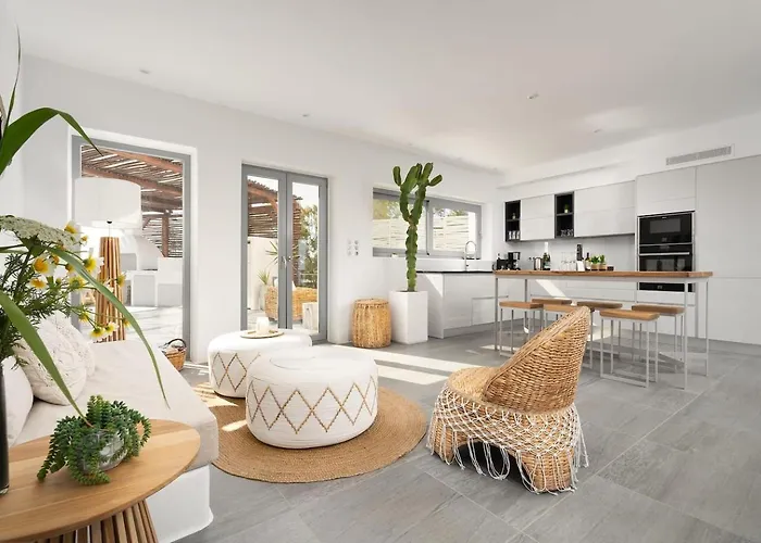 Villa Tranquilla - Seaview, Pool & Jacuzzi Pláka