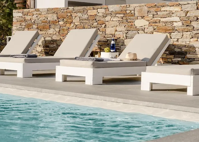 Tranquilla - Seaview, Pool & Jacuzzi